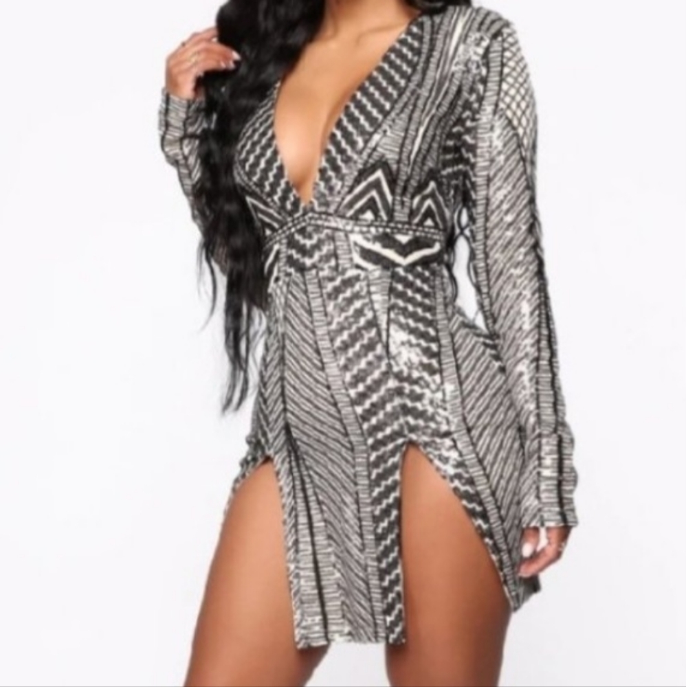 Fashion Nova Perfectly Split Sequin Mini Dress